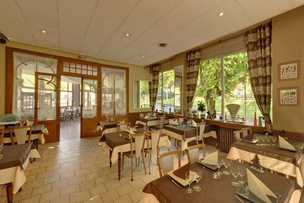 Hotel Au Val Dore La Bourboule Eksteriør bilde