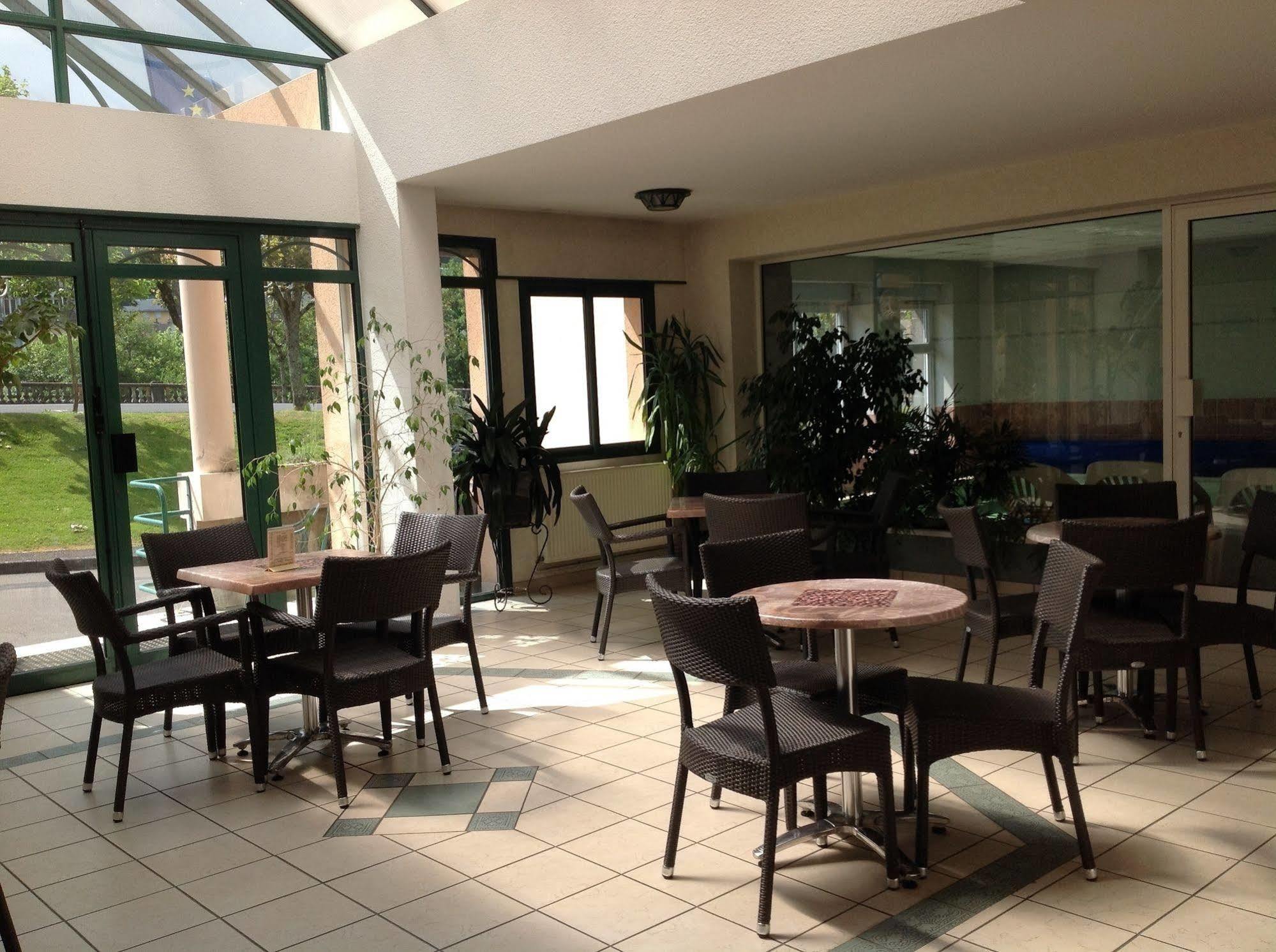 Hotel Au Val Dore La Bourboule Eksteriør bilde