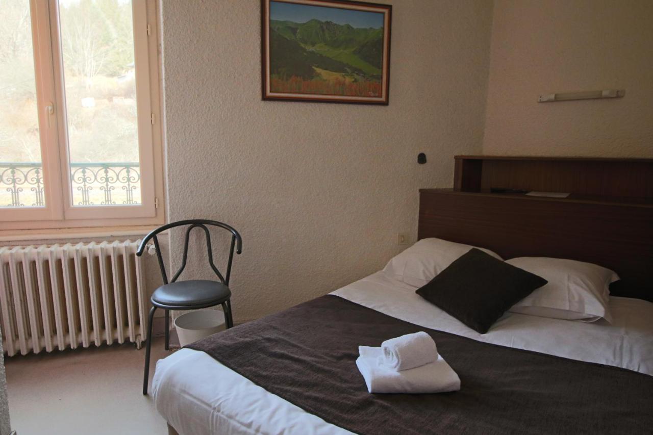 Hotel Au Val Dore La Bourboule Eksteriør bilde
